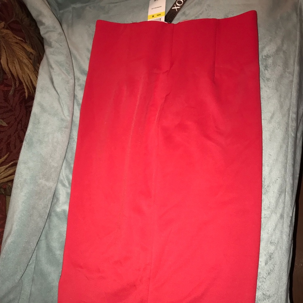 Pencil skirt xoxo